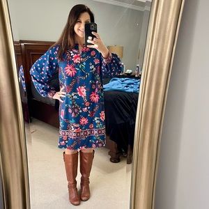 STUNNING Floral Loft Dress